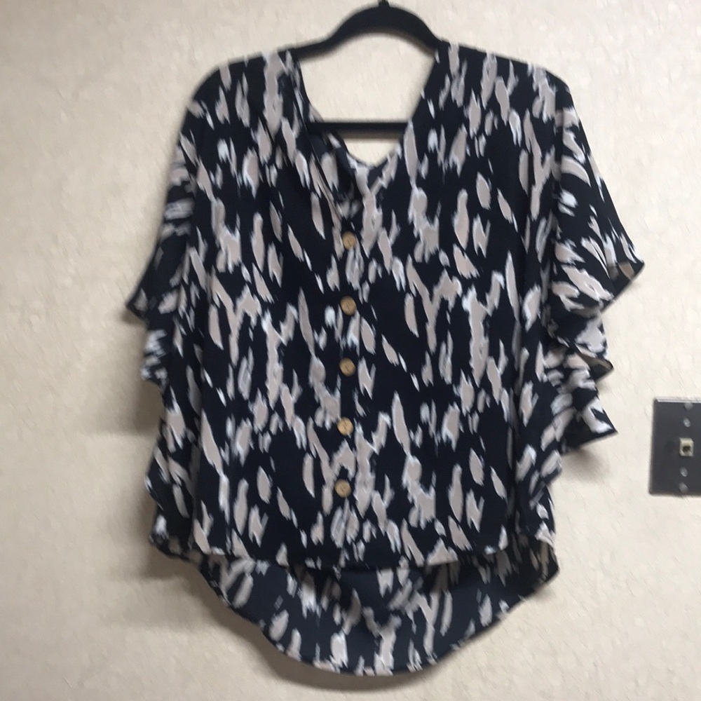 XL blouse very good condition Black and Tan and white